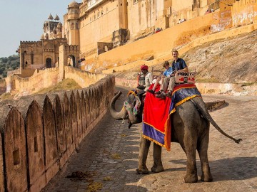 Golden Triangle tour with Nimrana Fort